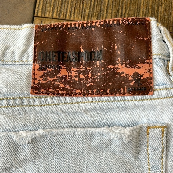 One Teaspoon FLORENCE DUKES LOW WAIST MINI DENIM SHORTS, size 28 - Picture 11 of 15